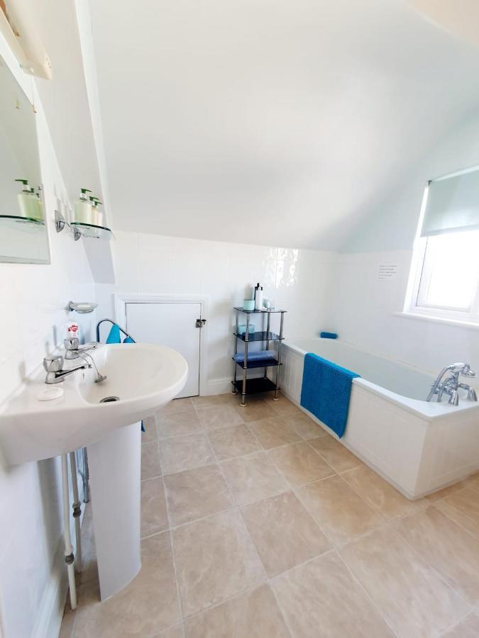 Cleave Court Guest House Llandudno Esterno foto