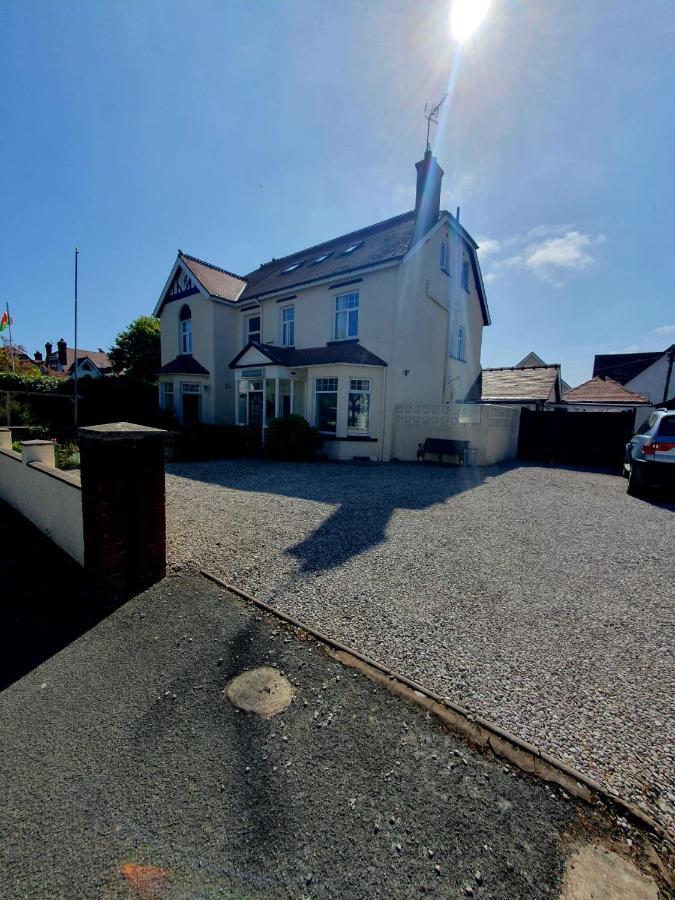 Cleave Court Guest House Llandudno Esterno foto